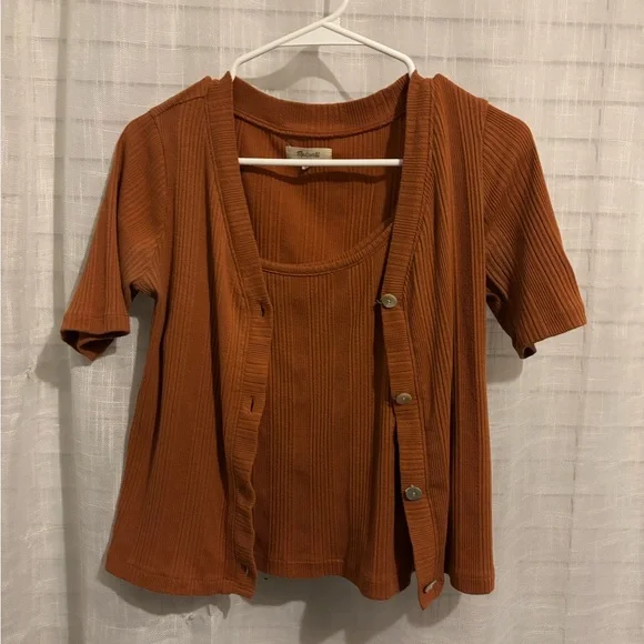 Madewell Ribbed Cardigan Twin Set in Afterglow Red - Picture 2 of 7